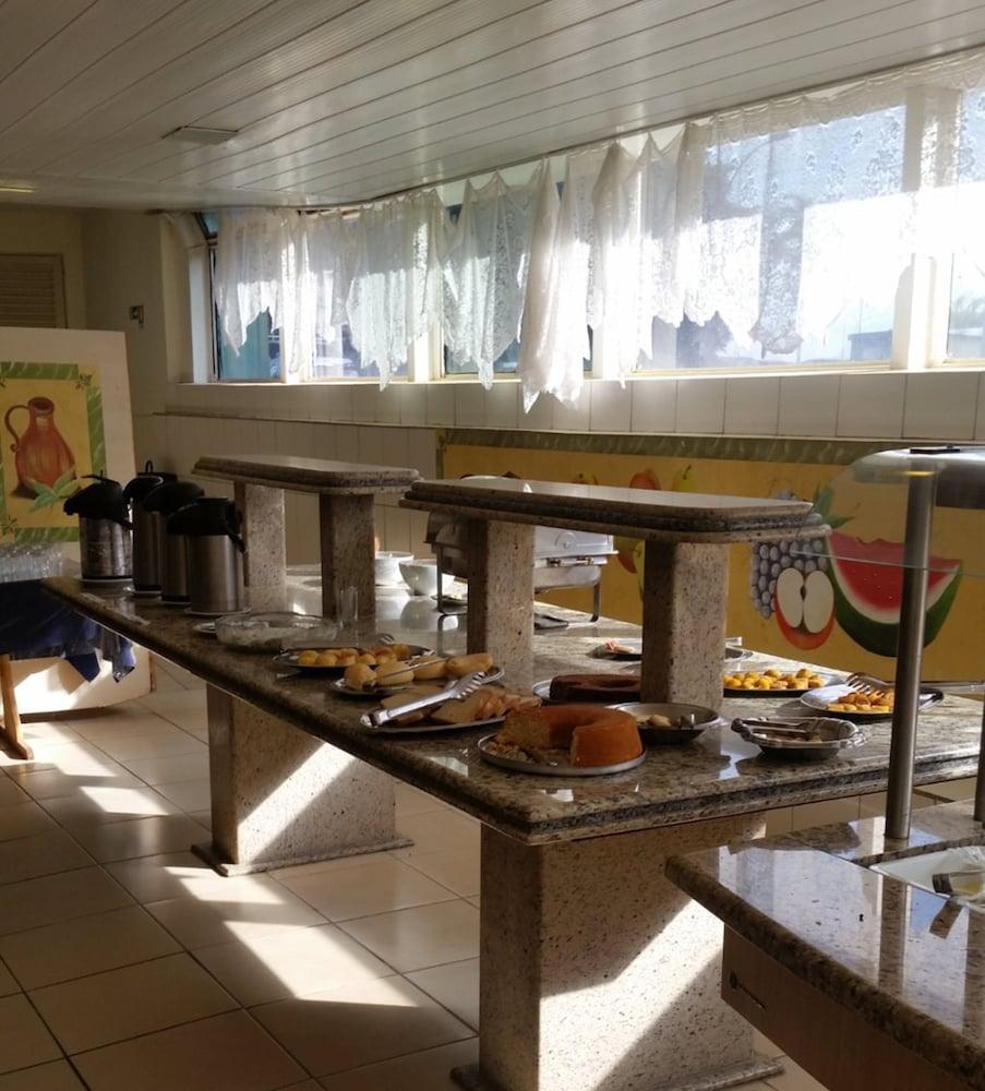 Airam Brasilia Hotel Exterior foto